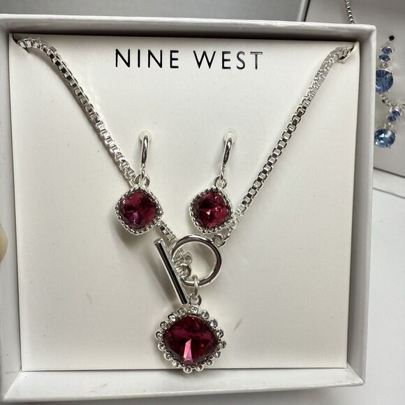 Nine West 2 Sets Necklace & Earring Gift Sets Hot Pink Light Blue New - Picture 2 of 6